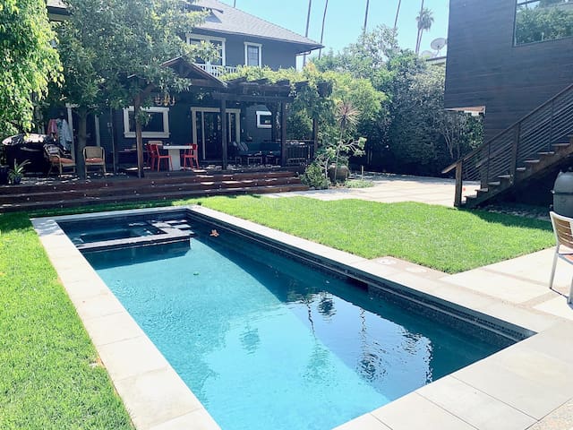 4 Bedroom Classic Hollywood Craftsman w/Pool & Spa