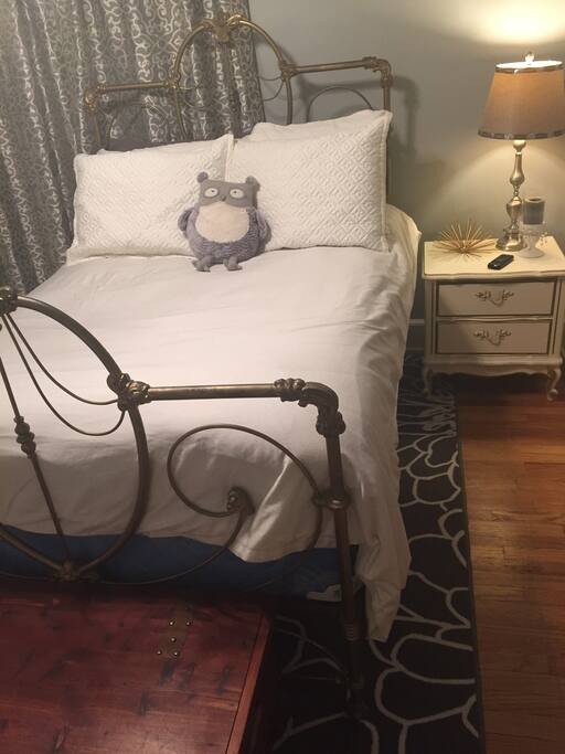 Full Bed