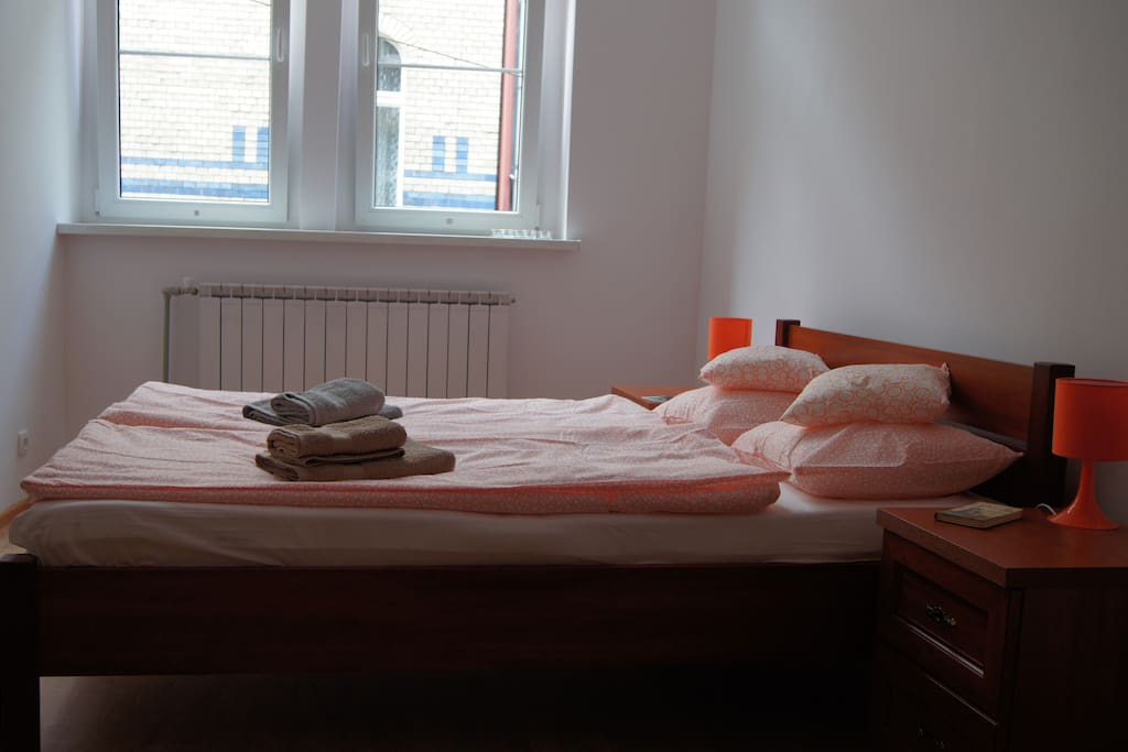 Główna sypialnia (main bedroom)