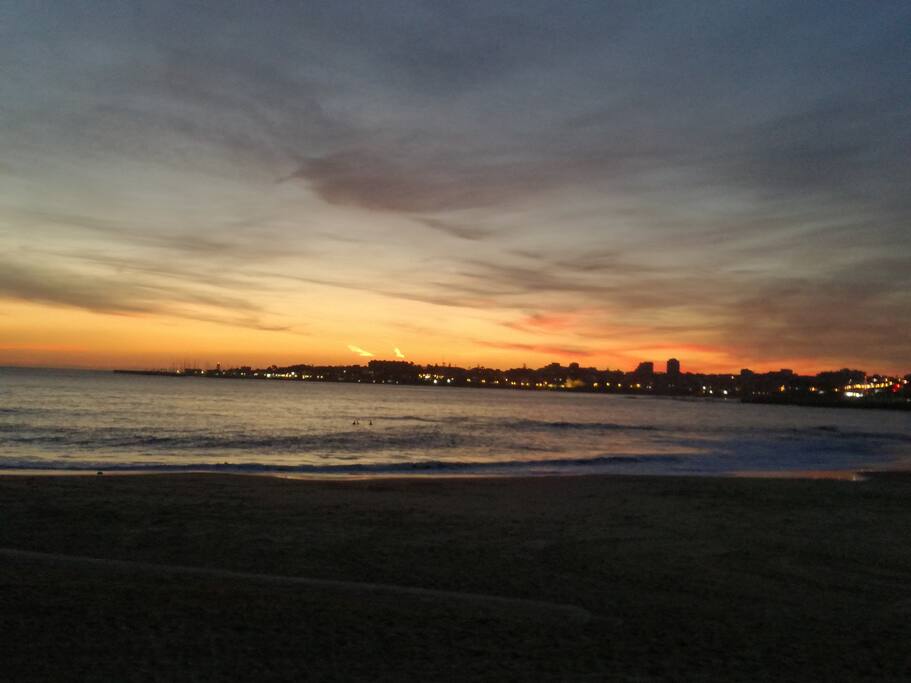praia a 1km