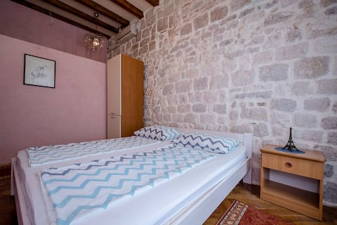 Popular Airbnb listing: Apartment Peter in Rab