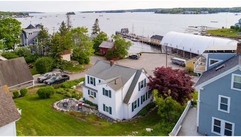 Dock View - Boothbay Vacation Homes