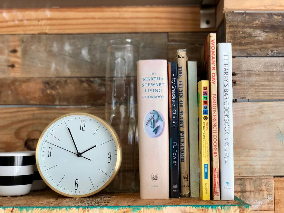 Kitchen Mini Library