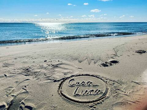 Casa Luna - Lake Huron Beachfront Vacation Rental
