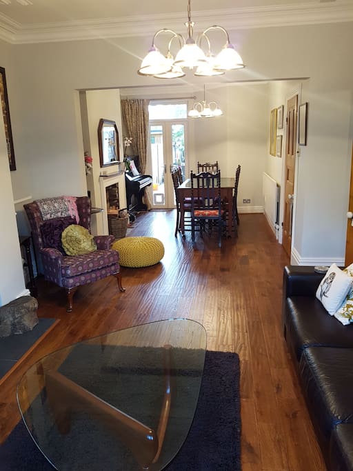 living room/dining room