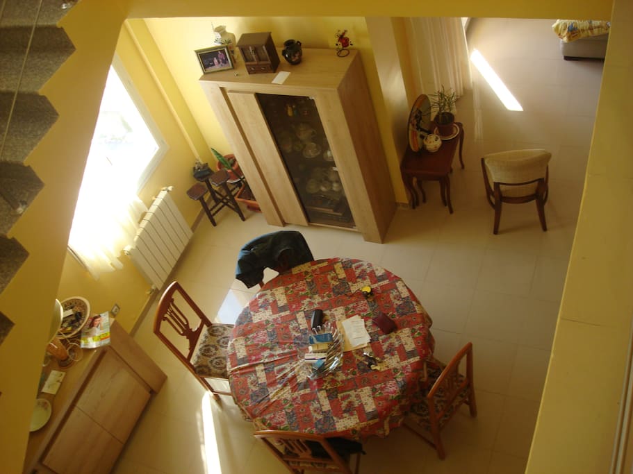 Espace salle à manger
et salon au niveau 1