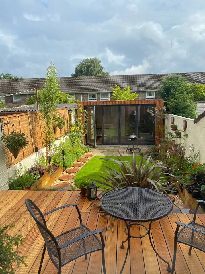 Reihenhaus mit 2 Schlafzimmern und herrlichem Garten