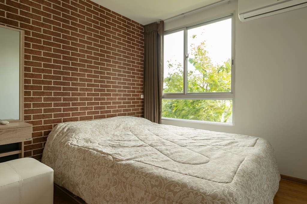 Bedroom with AC