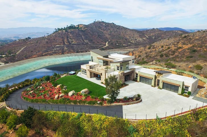 Airbnb Deluz Vacation Rentals Places To Stay California