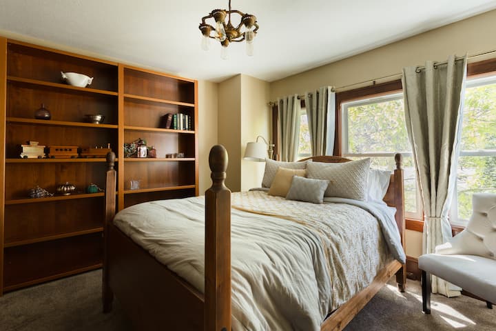 საძინებელი 4