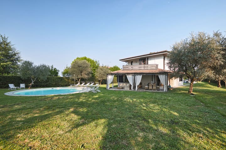 Lake Garda 4U S.a.s managed Airbnb listing 3