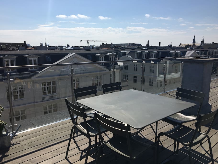 Rooftop terrace, area #1
