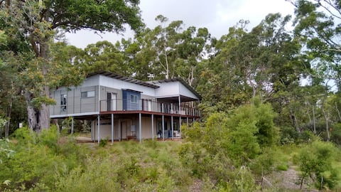 Waiuta Retreat – 5 Bed Sunset Escape Fraser Island