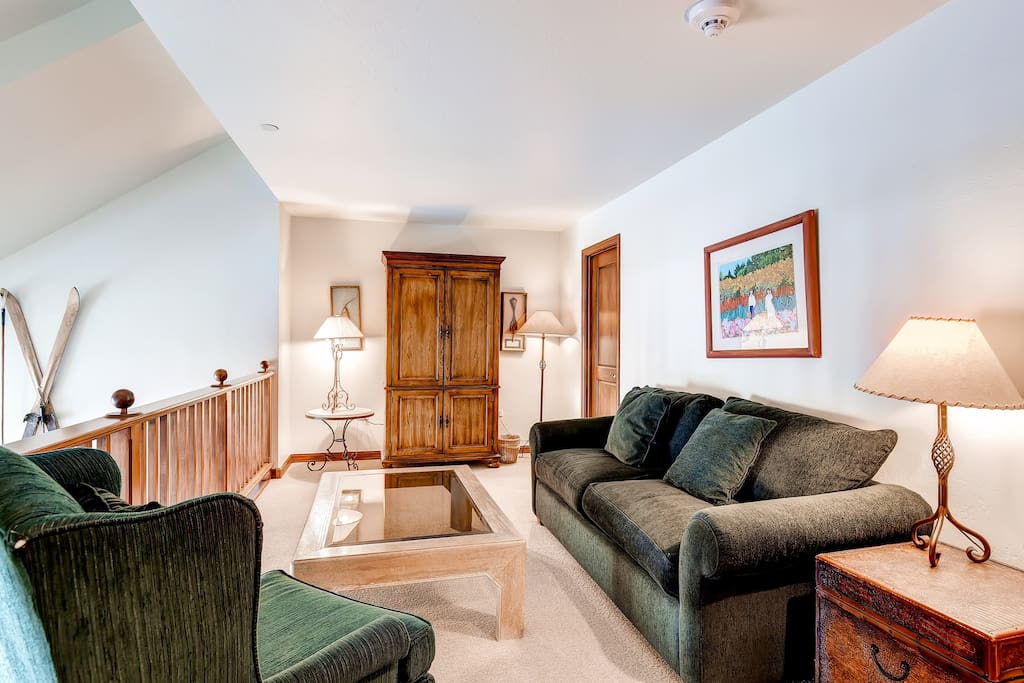 The bright and beautiful 4 Bedroom condo features modern furnishings and full access to resort amenities