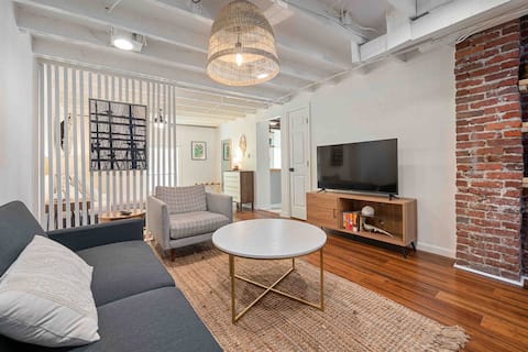 Avondale Garden-Level Studio Apartment