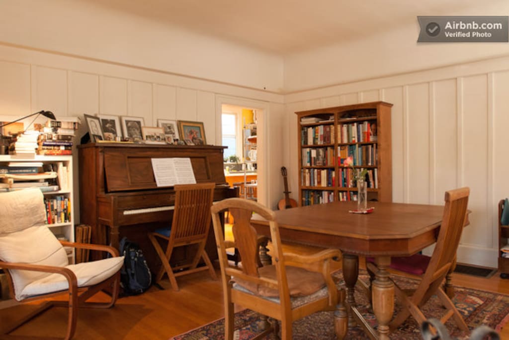 Comfortable Dining Room