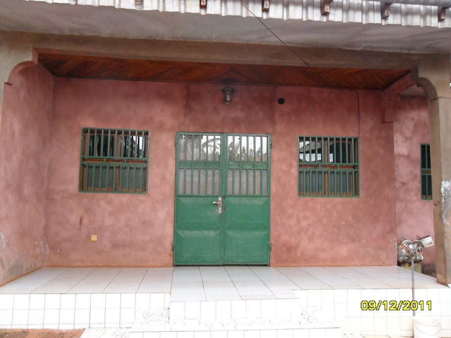 entrée de la maison