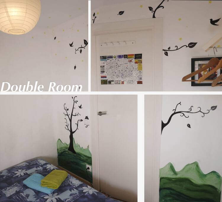 Double room with a private toilet