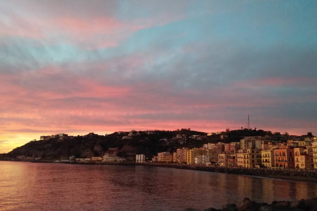 Vista Lungomare Bagnoli, appena sotto casa