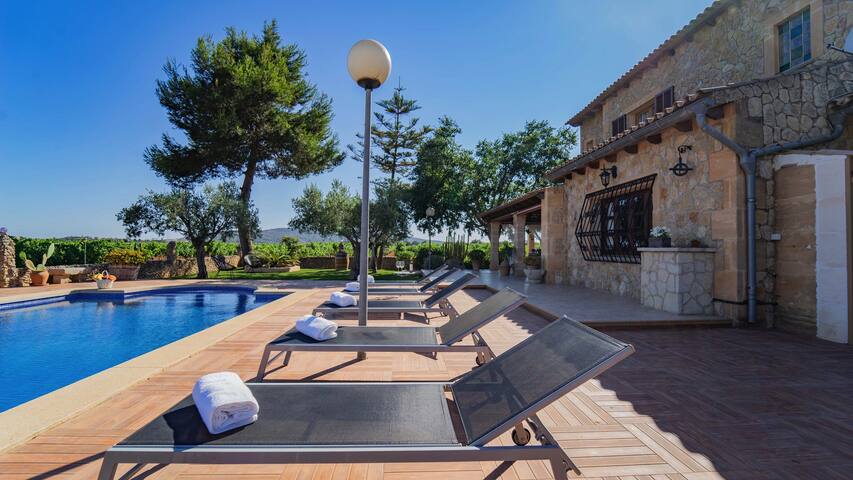 Vinyes Can Grau gallery image 5