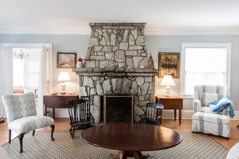 Classic Beach charm in winsome town