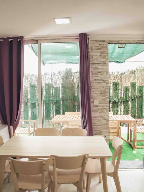 15' de Barcelona centro. Terrace. 5' Metro.