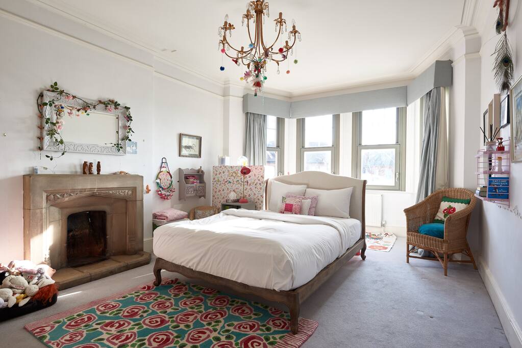 Spacious bedrooms...