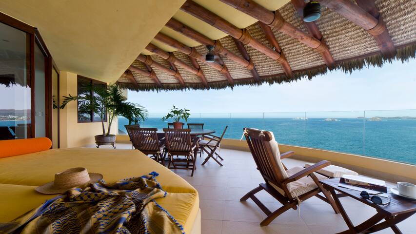 ESPECTACULAR /OUTSTANDING IXTAPA ZIHUATANEJO