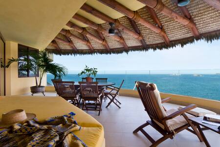 ESPECTACULAR /OUTSTANDING IXTAPA ZIHUATANEJO