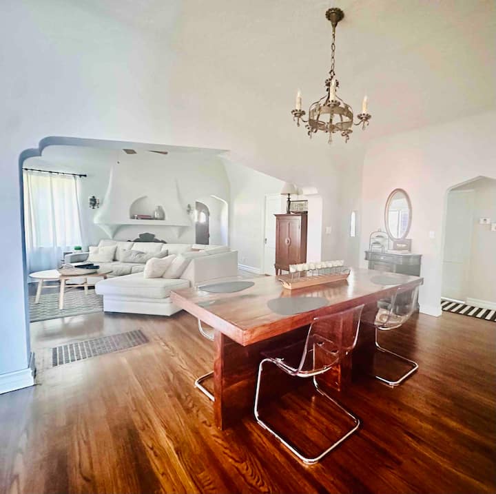 Midtown Home In Best Proximity To Everything To Do - Tulsa, OK