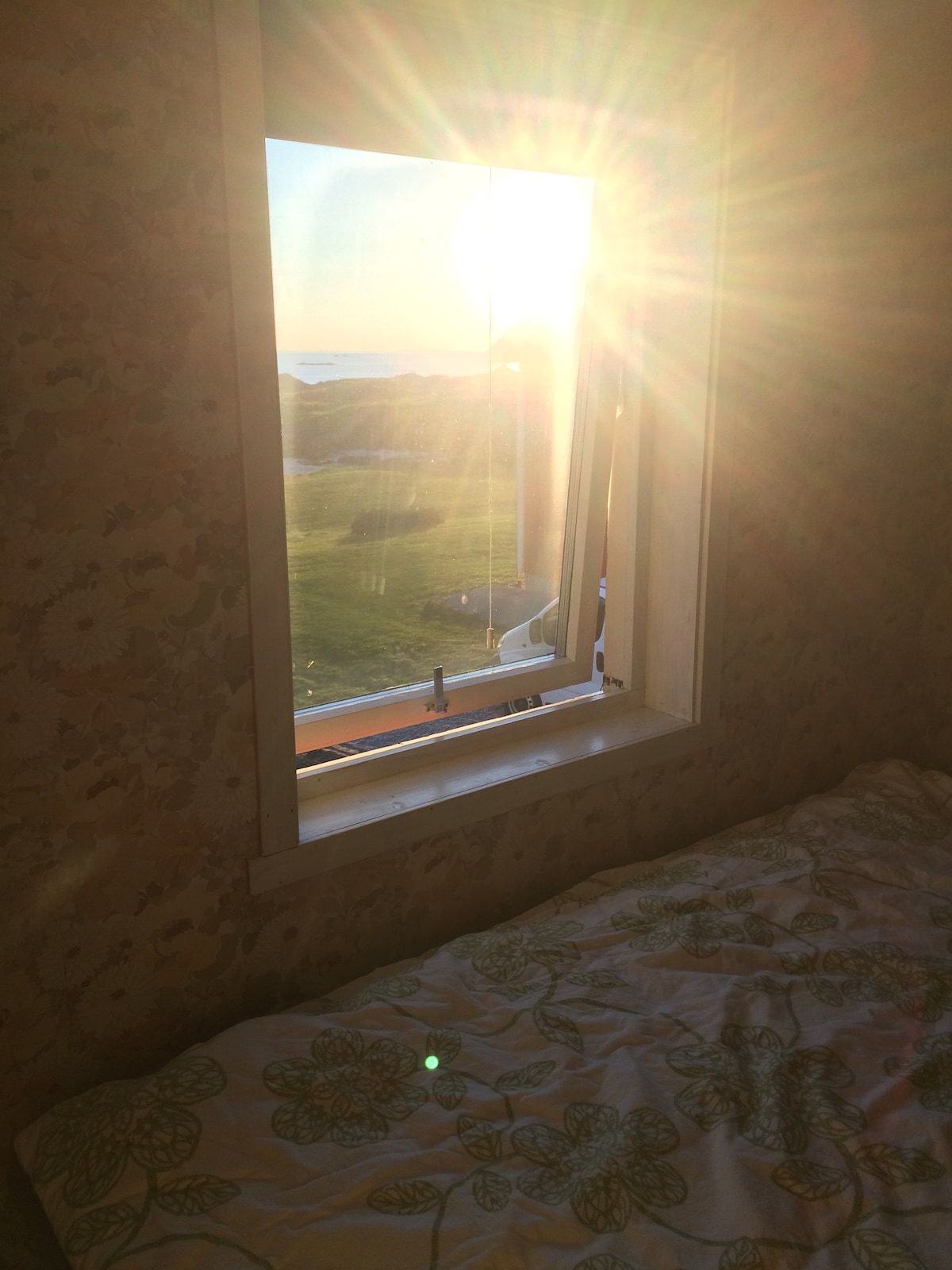 Chumba cha kulala 3, mtazamo wa jua usiku wa manane - Chumba cha kulala nambari 3. kulala kwenye jua la usiku wa manane