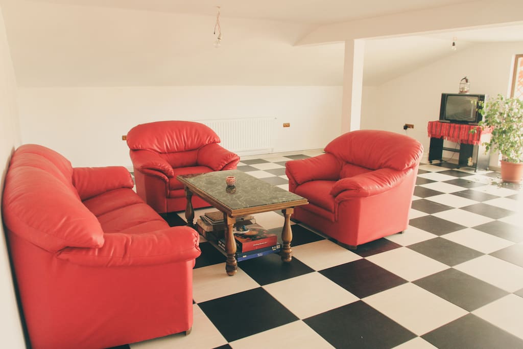 Living room - 2nd floor