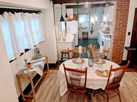 Top performing Airbnb: King size comfort #3 in Toledo