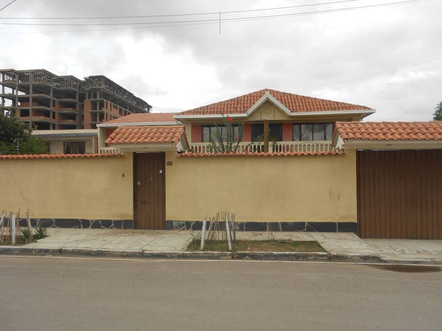 Frontis de la Casa I