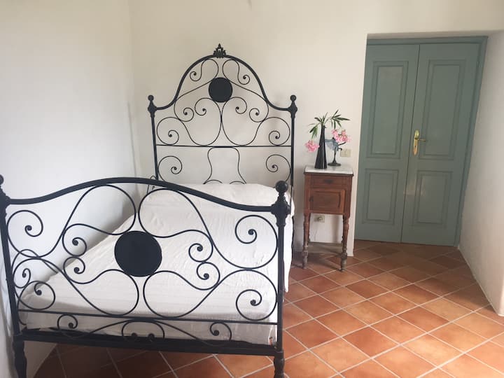 Chambre 4 - en bas