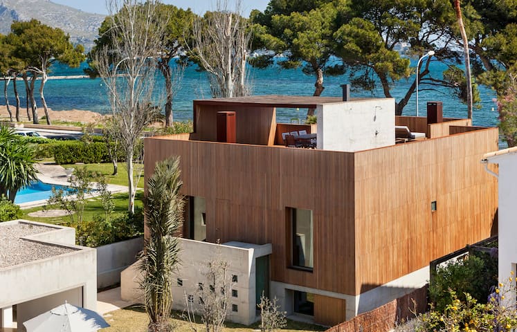 La Roca House by the sea ETV/64161 gallery image 2