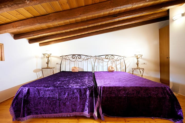 საძინებელი 2