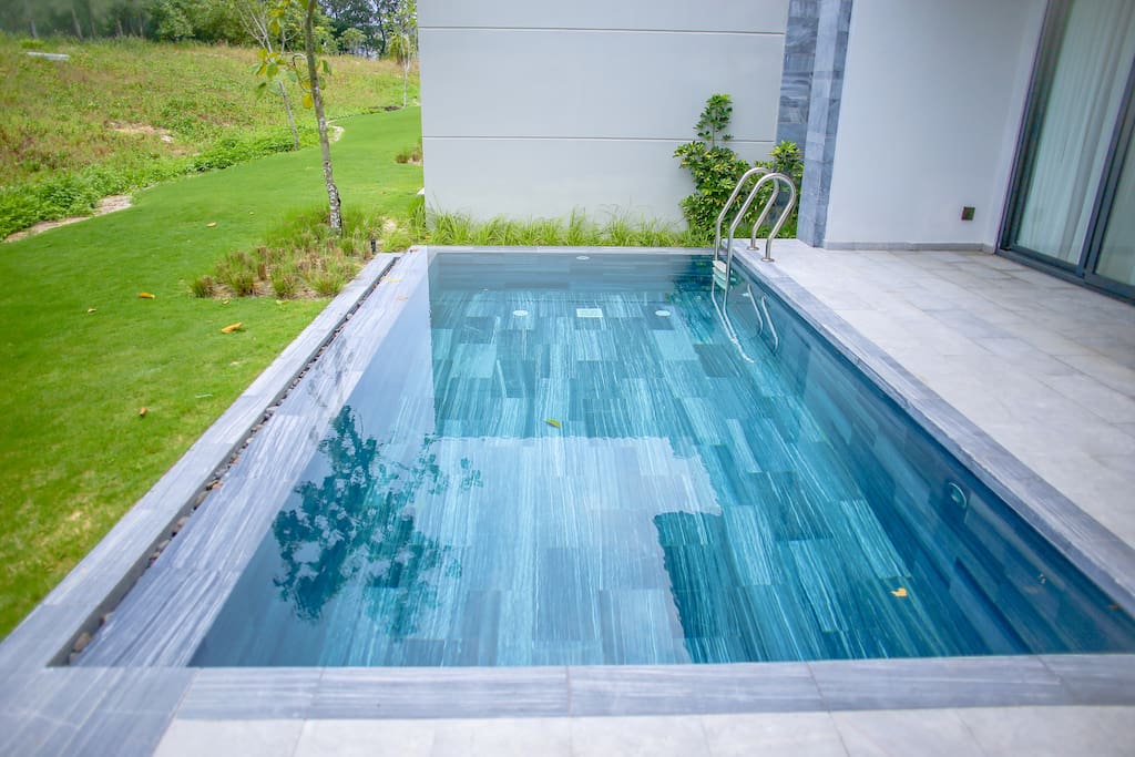 hồ bơi biệt thự