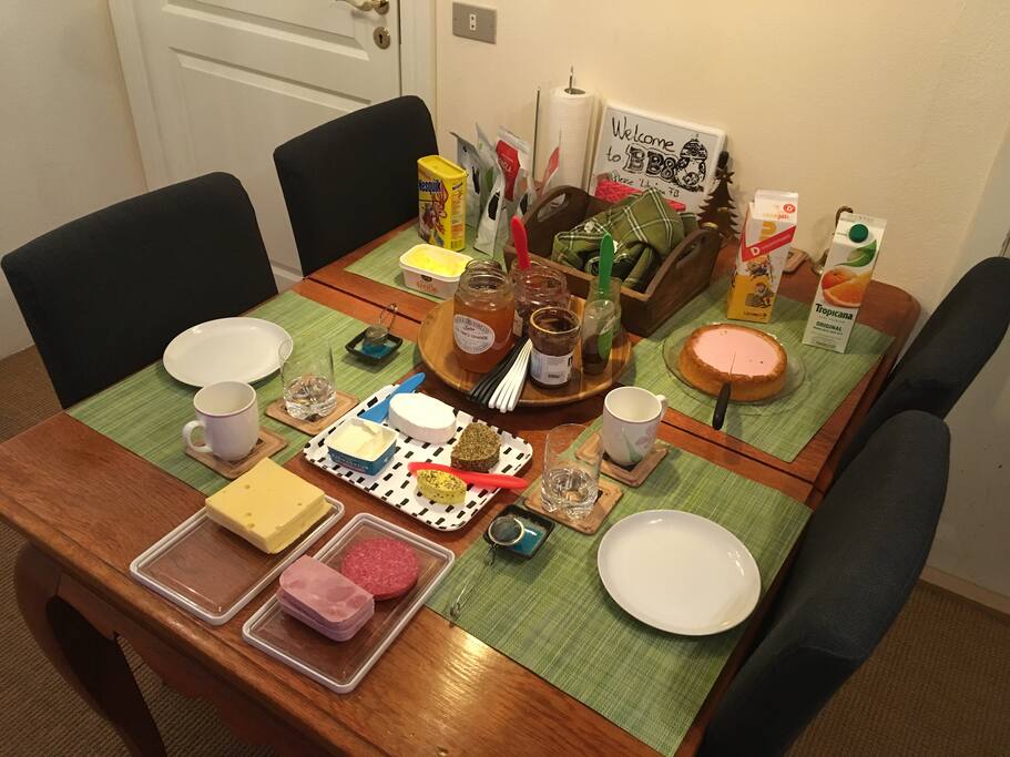 A delicious breakfast with selection of Icelandic products.