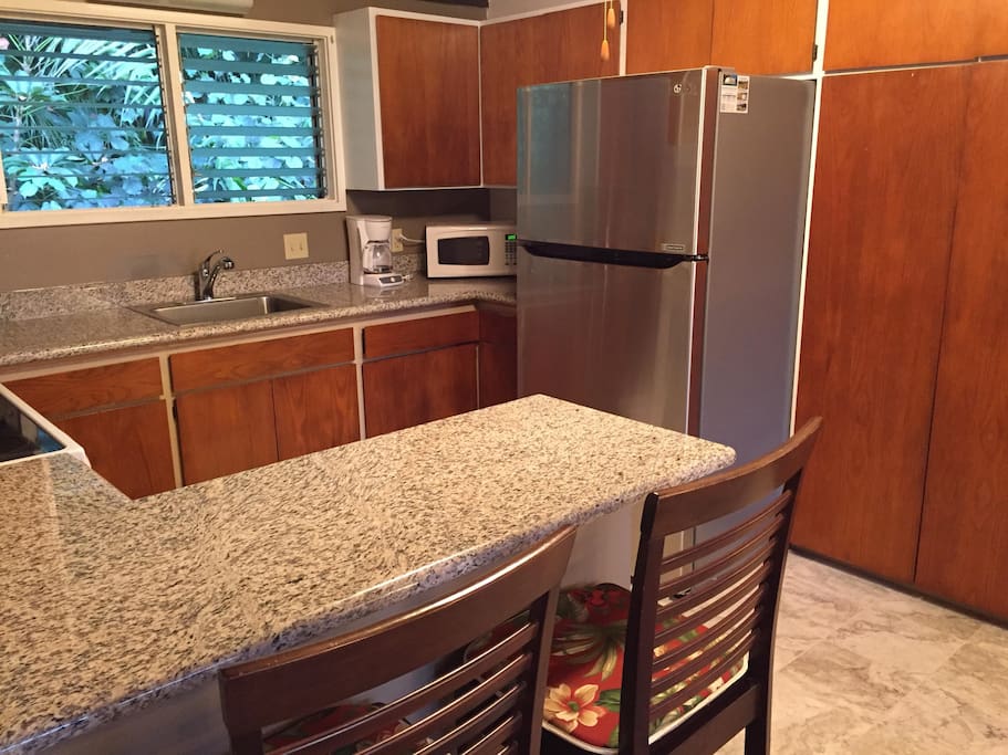 The kitchen is well equipped with what you need to prepare those Ono meals!