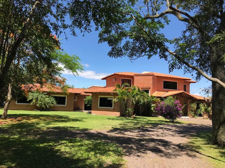 Alquilo Beautiful house in Sanber over the Lake !