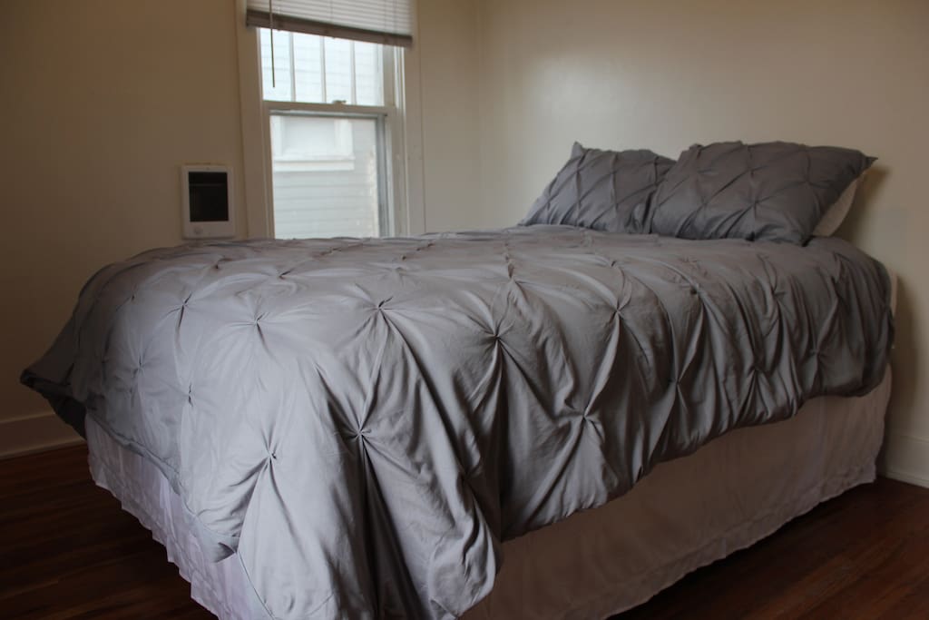 Queen Bedroom