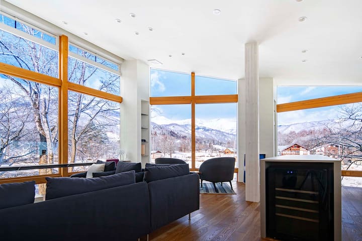 Hakuba White Fox Company managed Airbnb listing 1