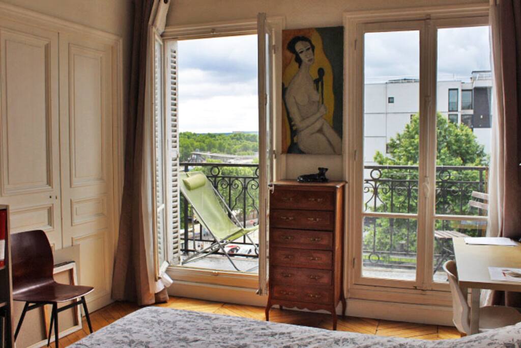 le balcon de la chambre