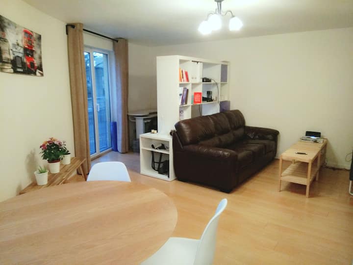 Cozy room next to Canary Wharf