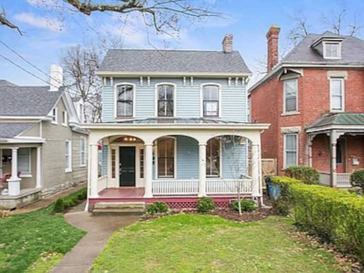 Bluegrass Historic Mannor ☼ Houses for Rent in Lexington, Kentucky, United States Airbnb
