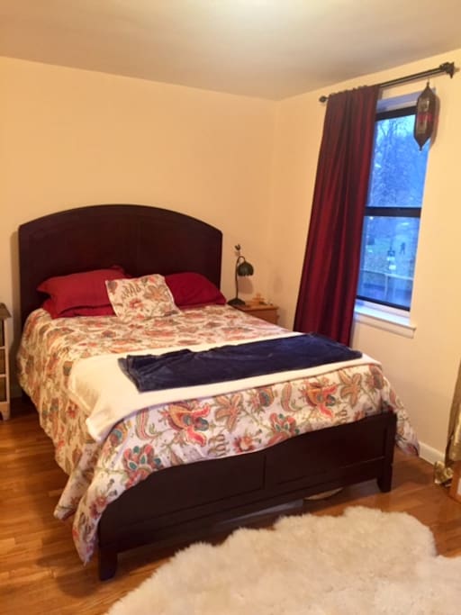 queen sized bed