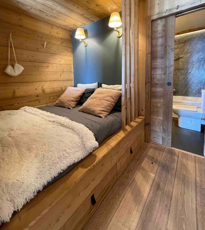 Chumba cha kulala 2: kitanda 160/200 godoro Emma (godoro bora 2021) na WARDROBE na bafu na beseni la kuogea na choo 