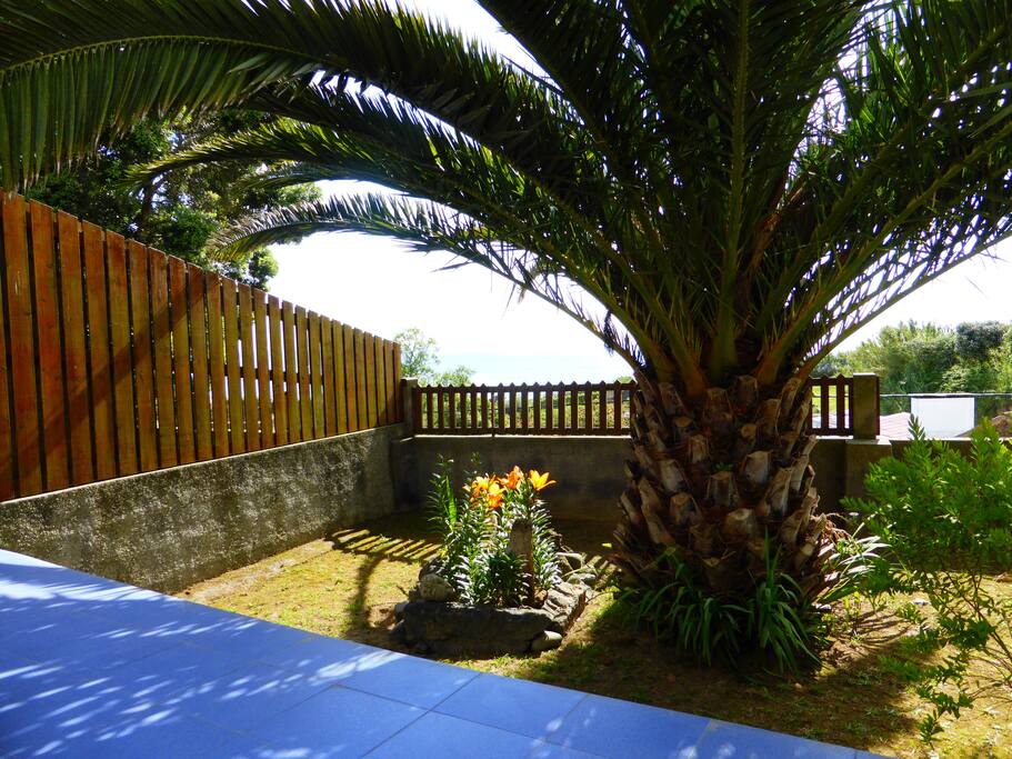 Terrasse und kl.Garten nur fuer Samini-Gaeste