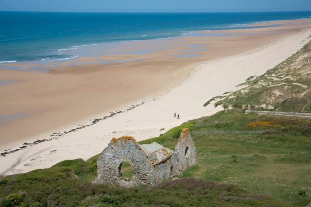 AGRÉABLE MAISON À 5 MN A PIED DE LA PLAGE DE CARTERET